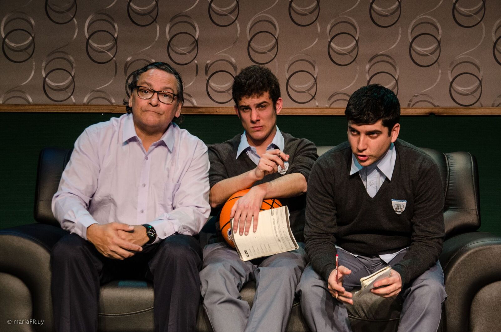 Dramaturgos Latinoamericanos Especializados En Teatro Para Niños Y Adolescentes